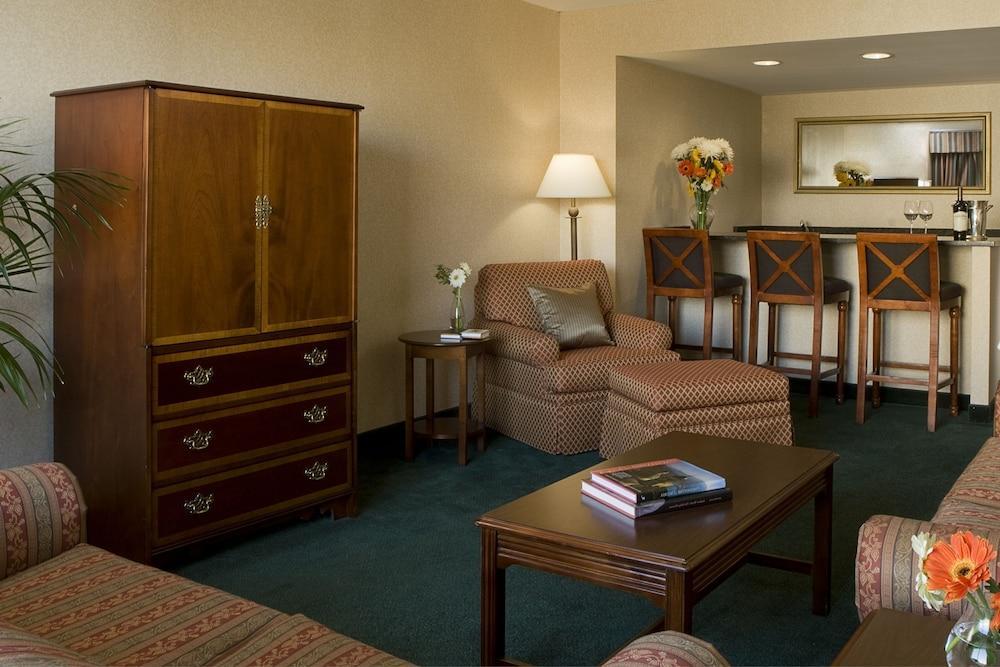 Holiday Inn Arlington At Ballston By Ihg Ngoại thất bức ảnh