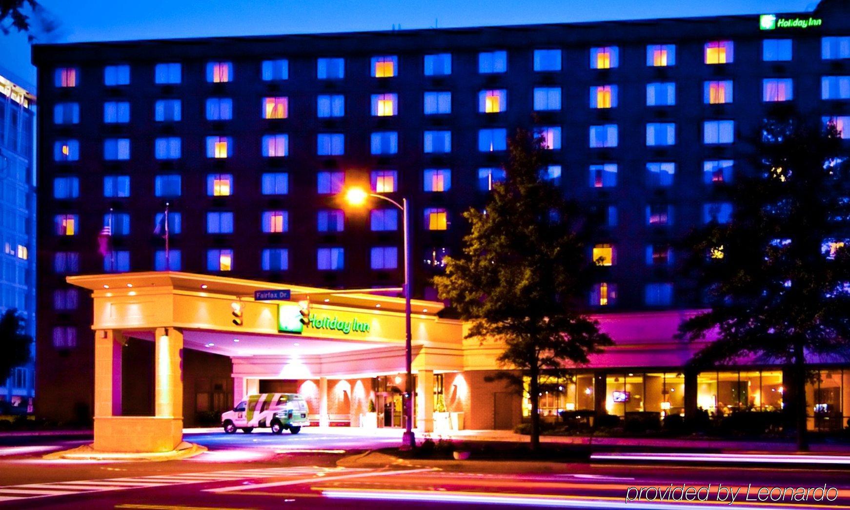Holiday Inn Arlington At Ballston By Ihg Ngoại thất bức ảnh